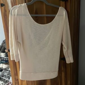Quarter length knitted top